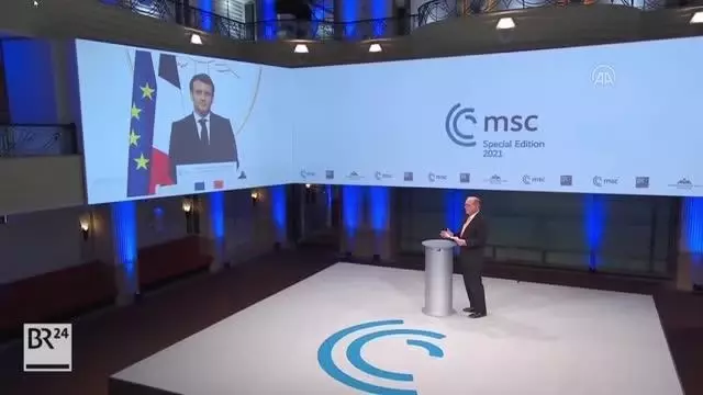 Macron'a göre, Avrupa ve ABD, Afrika'daki sağlık çalışanları için Kovid-19 aşısını temin etmeli Macron'a göre, Avrupa ve ABD, Afrika'daki sağlık çalışanları için Kovid-19 aşısını temin etmeli