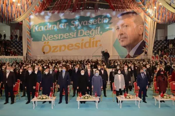 Malatya AK Parti Kadın Kolları 6'ncı Olağan Kongresi yapıldı Malatya AK Parti Kadın Kolları 6'ncı Olağan Kongresi yapıldı
