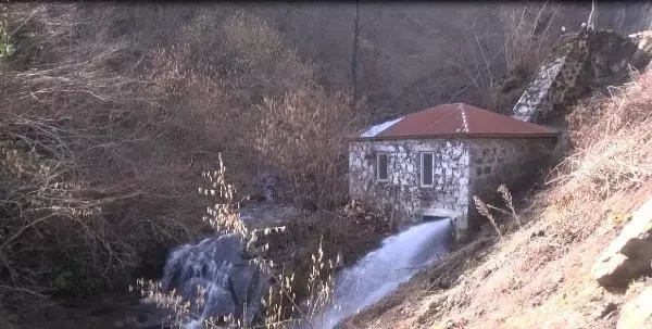 Onarılan 4 asırlık su değirmeni dualarla açıldı Onarılan 4 asırlık su değirmeni dualarla açıldı