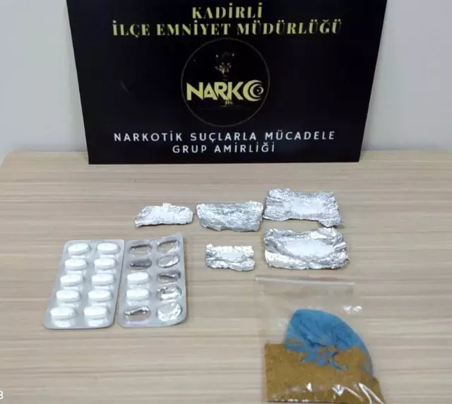 Osmaniye'de torbacılara şafak operasyonu: 12 gözaltı Osmaniye'de torbacılara şafak operasyonu: 12 gözaltı