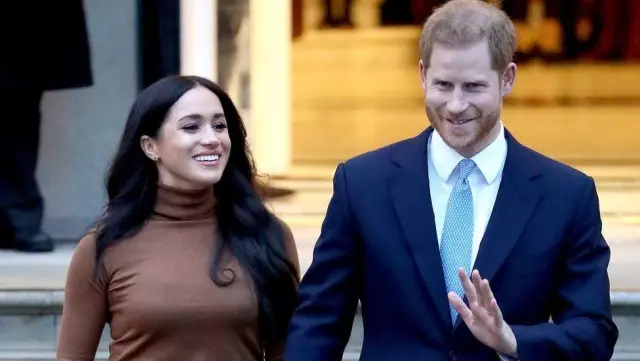 Prens Harry-Meghan Markle çifti İngiltere Kraliyet Ailesi'ndeki görevlerine geri dönmeyecek Prens Harry-Meghan Markle çifti İngiltere Kraliyet Ailesi'ndeki görevlerine geri dönmeyecek