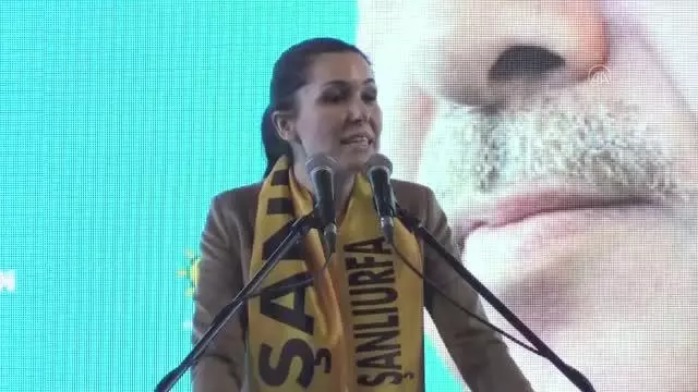 ŞANLIURFA - AK Parti'li Karaaslan, Şanlıurfa İl Kadın Kolları 6. Olağan Kongresine katıldı ŞANLIURFA - AK Parti'li Karaaslan, Şanlıurfa İl Kadın Kolları 6. Olağan Kongresine katıldı
