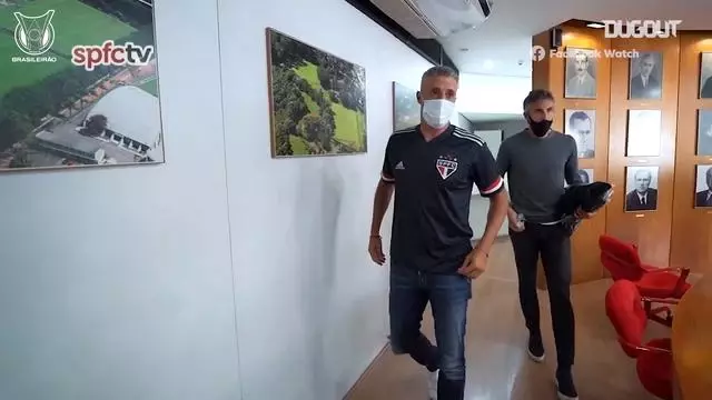 Sau Paulo'nun Yeni Teknik Direktörü Hernan Crespo Oldu Sau Paulo'nun Yeni Teknik Direktörü Hernan Crespo Oldu