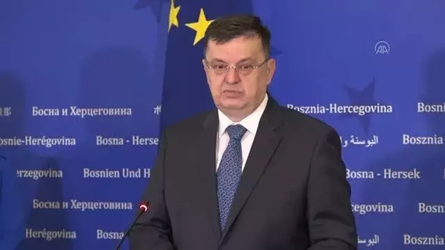 SARAYBOSNA - AB Komisyonu Üyesi Johansson, Bosna Hersek'te 2020'de yaşanan göçmen krizinin önlenebileceğini söyledi SARAYBOSNA - AB Komisyonu Üyesi Johansson, Bosna Hersek'te 2020'de yaşanan göçmen krizinin önlenebileceğini söyledi