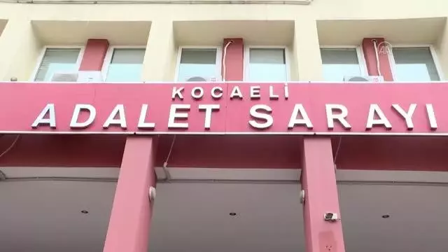 Son dakika haberi | Şemdinli'de polis aracına ve askeri konvoya saldırı şüphelisi PKK'lı terörist adliyede Son dakika haberi | Şemdinli'de polis aracına ve askeri konvoya saldırı şüphelisi PKK'lı terörist adliyede