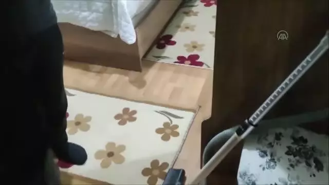 Silah kaçakçılığı iddiasıyla yakalanan zanlı tutuklandı Silah kaçakçılığı iddiasıyla yakalanan zanlı tutuklandı