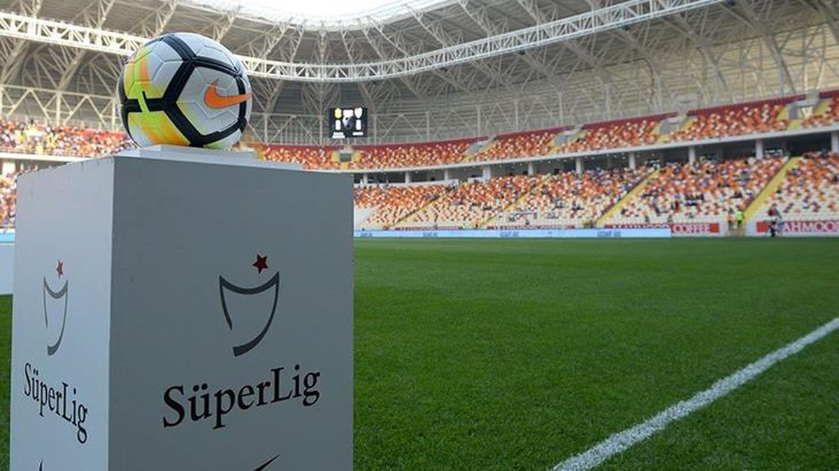 Süper Lig oyuncu satışında İtalya Serie C'nin bile gerisinde kaldı