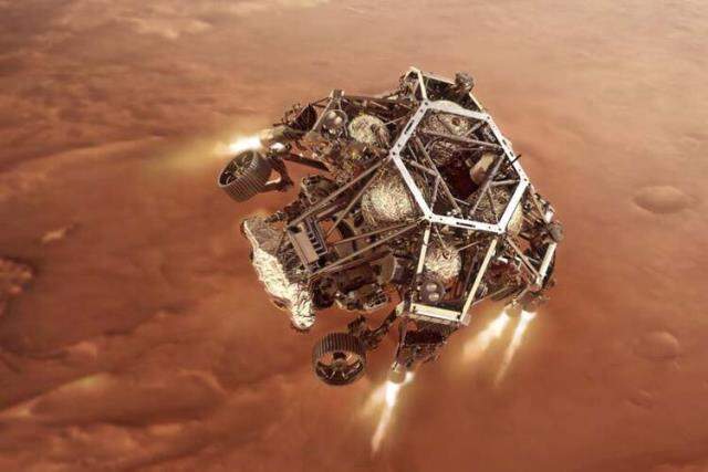 Tarihi gün! NASA'nın uzay aracı Mars'a iniş yaptı