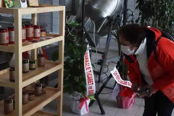 Troida Kadın Girişimi Üretim ve İşletme Kooperatifi, ürünlerini tanıttı Troida Kadın Girişimi Üretim ve İşletme Kooperatifi, ürünlerini tanıttı