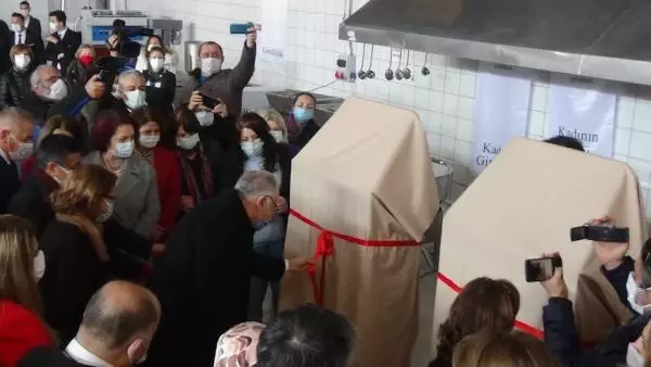 Troida Kadın Girişimi Üretim ve İşletme Kooperatifi, ürünlerini tanıttı Troida Kadın Girişimi Üretim ve İşletme Kooperatifi, ürünlerini tanıttı