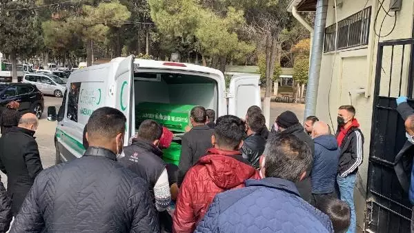 Son dakika haberi: Tüfekle oynarken uyuyan 7 yaşındaki yeğeninin ölümüne neden oldu Son dakika haberi: Tüfekle oynarken uyuyan 7 yaşındaki yeğeninin ölümüne neden oldu