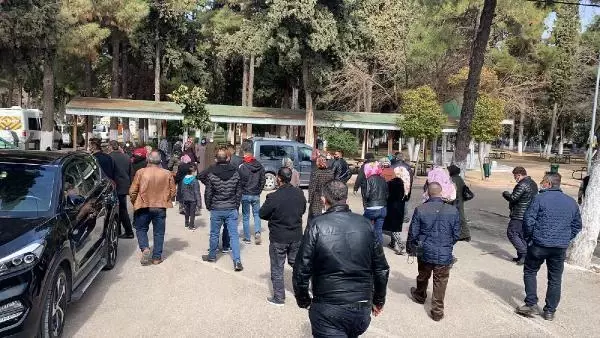 Son dakika haberi: Tüfekle oynarken uyuyan 7 yaşındaki yeğeninin ölümüne neden oldu Son dakika haberi: Tüfekle oynarken uyuyan 7 yaşındaki yeğeninin ölümüne neden oldu