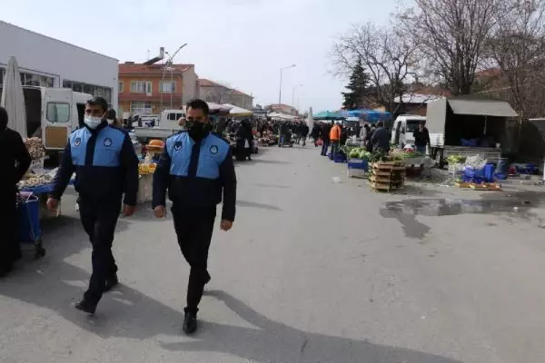 Son dakika! Vaka sayısının en çok arttığı 5 ilden Erzincan'da halk 'tedbir' vurgusu yaptı Son dakika! Vaka sayısının en çok arttığı 5 ilden Erzincan'da halk 'tedbir' vurgusu yaptı