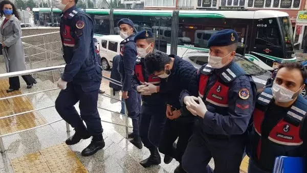 Son dakika! Yurt dışına kaçmaya çalışan PKK'nın bombacısı yakalandı (2) Son dakika! Yurt dışına kaçmaya çalışan PKK'nın bombacısı yakalandı (2)
