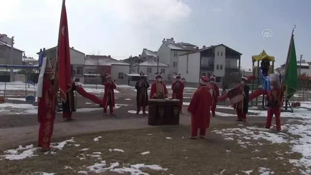 Son dakika haber: Aksaray Belediyesinden kısıtlamada evde kalan vatandaşlar için mehter konseri Son dakika haber: Aksaray Belediyesinden kısıtlamada evde kalan vatandaşlar için mehter konseri