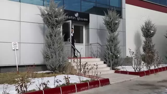 Ankara'da cerrahi eldiven fabrikası kuruluyor Ankara'da cerrahi eldiven fabrikası kuruluyor