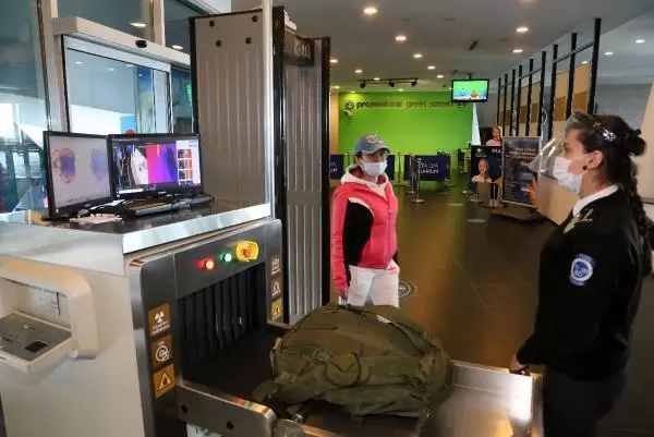Antalya Akvaryum'a 'Güvenli Turizm' sertifikası Antalya Akvaryum'a 'Güvenli Turizm' sertifikası