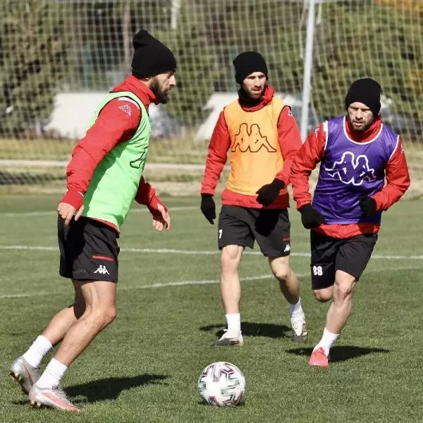 Antalyaspor 3 eksikle Gaziantep deplasmanında Antalyaspor 3 eksikle Gaziantep deplasmanında