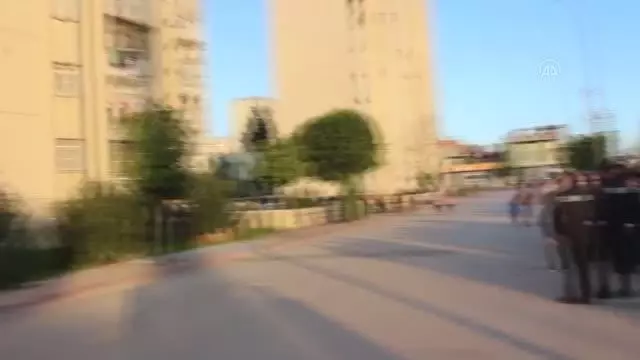 Apartmanın 9. katında çıkan yangında ev sahibi yaralandı Apartmanın 9. katında çıkan yangında ev sahibi yaralandı