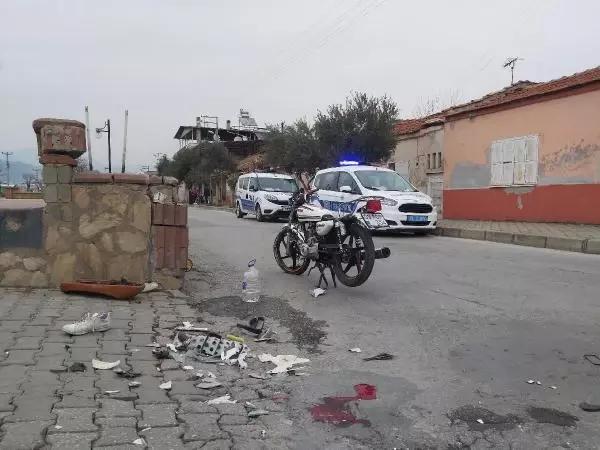 Aydın'da motosiklet ile TIR çarpıştı: 2 yaralı Aydın'da motosiklet ile TIR çarpıştı: 2 yaralı