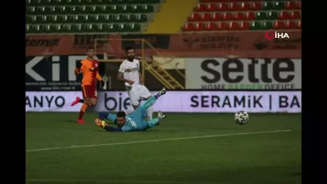 Aytemiz Alanyaspor - Galatasaray maçından kareler -2- Aytemiz Alanyaspor - Galatasaray maçından kareler -2-