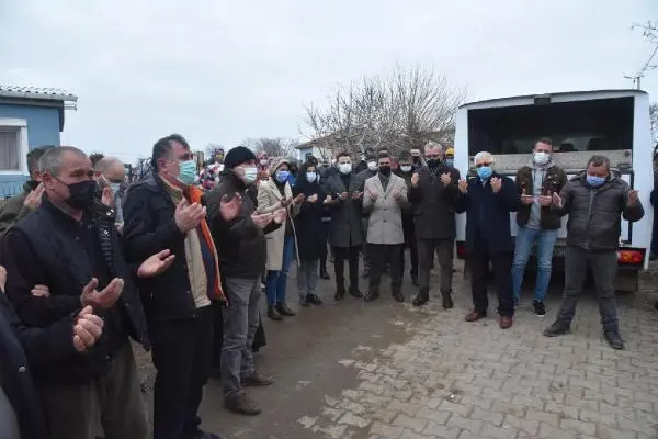 Babasıyla balığa çıktığı tekneden düşüp, boğulan genç, toprağa verildi Babasıyla balığa çıktığı tekneden düşüp, boğulan genç, toprağa verildi