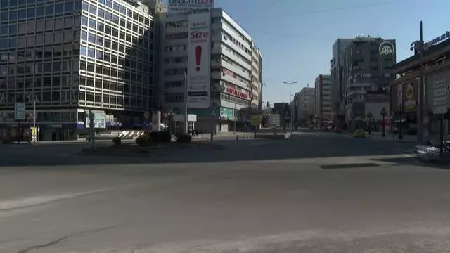 Başkent sokaklarında sessizlik hakim Başkent sokaklarında sessizlik hakim