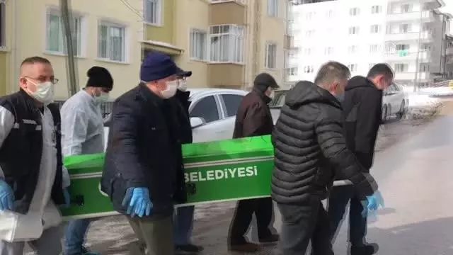 Bir kişi evinde ölü bulundu Bir kişi evinde ölü bulundu