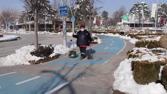 Bolu sıfırın altında 29,7 dereceyle Türkiye'nin en soğuk ili oldu Bolu sıfırın altında 29,7 dereceyle Türkiye'nin en soğuk ili oldu