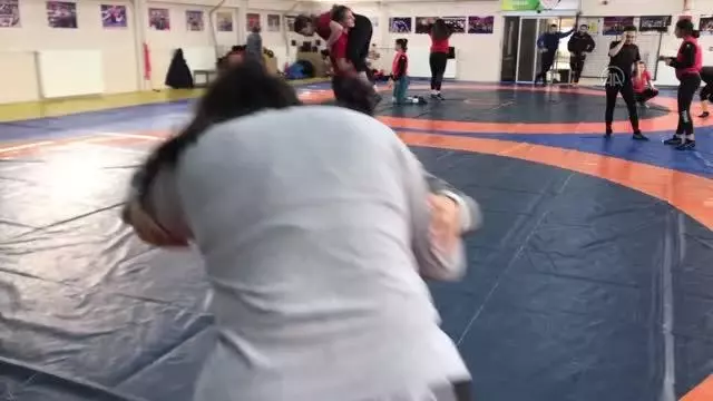 'Burs müjdesi' milli sporcuları sevindirdi 'Burs müjdesi' milli sporcuları sevindirdi