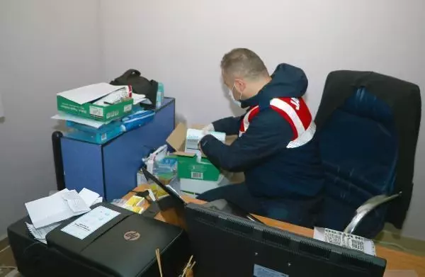 Çağrı merkezi aracılığıyla 4 milyon liralık dolandırıcılığa 11 tutuklama Çağrı merkezi aracılığıyla 4 milyon liralık dolandırıcılığa 11 tutuklama