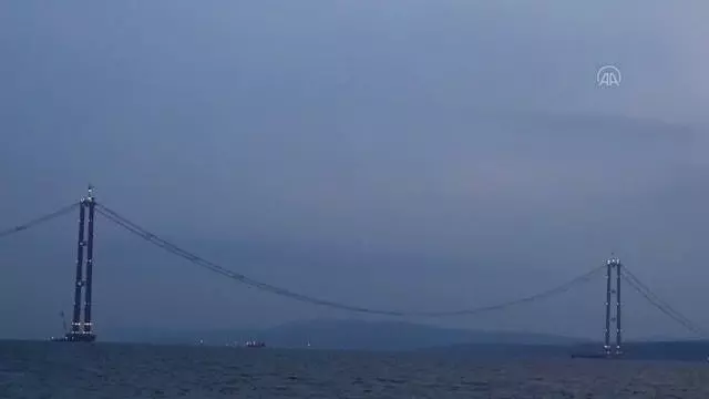 ÇANAKKALE - 'Barbaros Hayrettin Paşa' sismik araştırma gemisi Çanakkale Boğazı'ndan geçti ÇANAKKALE - 'Barbaros Hayrettin Paşa' sismik araştırma gemisi Çanakkale Boğazı'ndan geçti