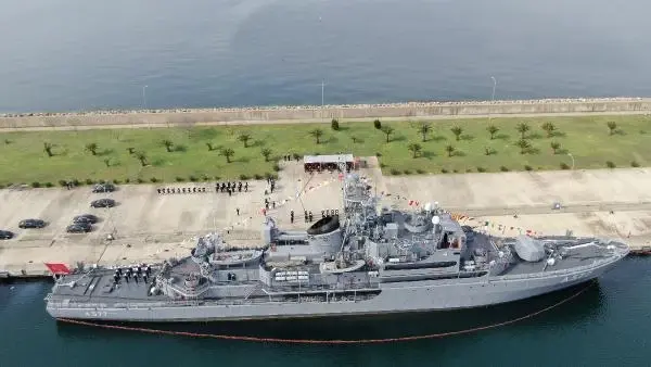 Deniz Harp Okulu'nda devir teslim töreni Deniz Harp Okulu'nda devir teslim töreni