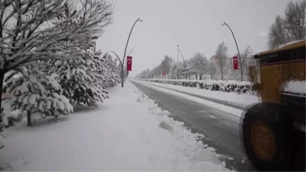 Doğu'daki 4 ilde 612 yerleşim birimine ulaşım sağlanamıyor