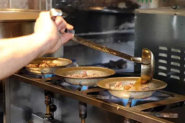Gaziantepliler sabah 'beyran', öğleden sonra 'kebap' siparişi veriyor Gaziantepliler sabah 'beyran', öğleden sonra 'kebap' siparişi veriyor