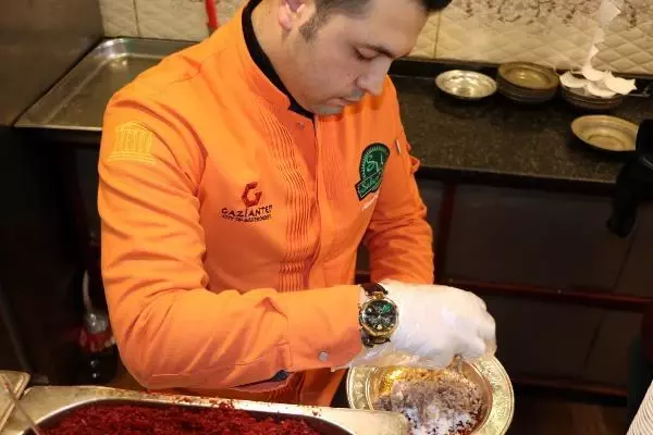 Gaziantepliler sabah 'beyran', öğleden sonra 'kebap' siparişi veriyor Gaziantepliler sabah 'beyran', öğleden sonra 'kebap' siparişi veriyor