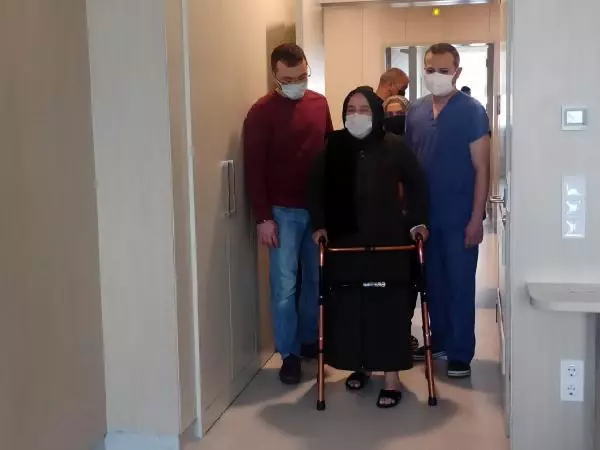 Iraklı hasta, şifayı Mersin Şehir Hastanesi'nde buldu Iraklı hasta, şifayı Mersin Şehir Hastanesi'nde buldu