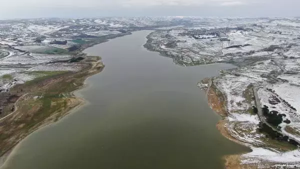 İstanbul'da barajların doluluk oranı yüzde 50'yi geçti İstanbul'da barajların doluluk oranı yüzde 50'yi geçti