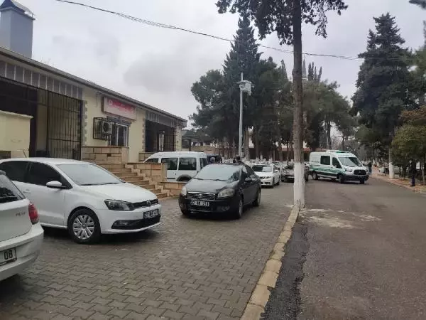 Son dakika haber... Kavgada başına taşla vurulmasıyla yaralandı, 6 gün sonra öldü Son dakika haber... Kavgada başına taşla vurulmasıyla yaralandı, 6 gün sonra öldü