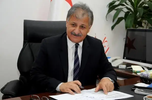 KKTC'de sürpriz kabine değişikliği! Sağlık Bakanı görevden alındı KKTC'de sürpriz kabine değişikliği! Sağlık Bakanı görevden alındı
