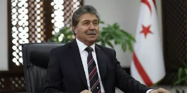 KKTC'de sürpriz kabine değişikliği! Sağlık Bakanı görevden alındı KKTC'de sürpriz kabine değişikliği! Sağlık Bakanı görevden alındı