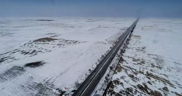 Konya Ovası'nda 'kar' çiftçiyi umutlandırdı Konya Ovası'nda 'kar' çiftçiyi umutlandırdı