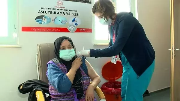 Son Dakika | Koronavirüs aşısında hafta sonu mesaisi Son Dakika | Koronavirüs aşısında hafta sonu mesaisi