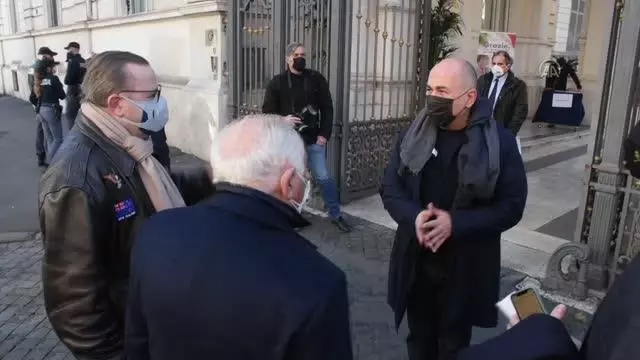 Kovid-19 salgınında hayatını kaybeden doktorlar, 'Beyaz Önlüklüler' gününde anıldı Kovid-19 salgınında hayatını kaybeden doktorlar, 'Beyaz Önlüklüler' gününde anıldı