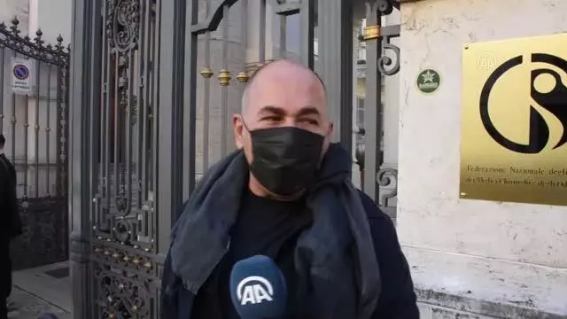 Kovid-19 salgınında hayatını kaybeden doktorlar, 'Beyaz Önlüklüler' gününde anıldı Kovid-19 salgınında hayatını kaybeden doktorlar, 'Beyaz Önlüklüler' gününde anıldı