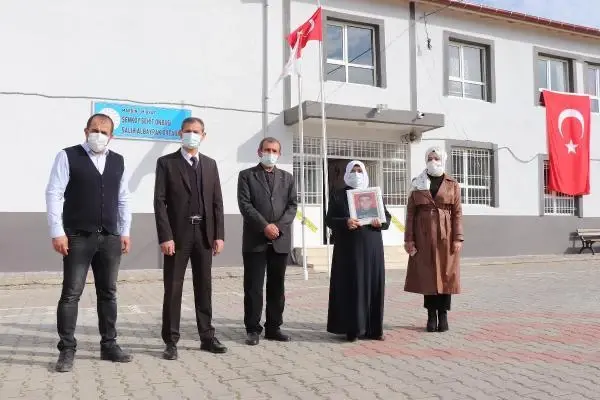 Son dakika haberleri... Midyatlı şehit asker Salih Albayrak'ın adı, okulda yaşatılacak Son dakika haberleri... Midyatlı şehit asker Salih Albayrak'ın adı, okulda yaşatılacak