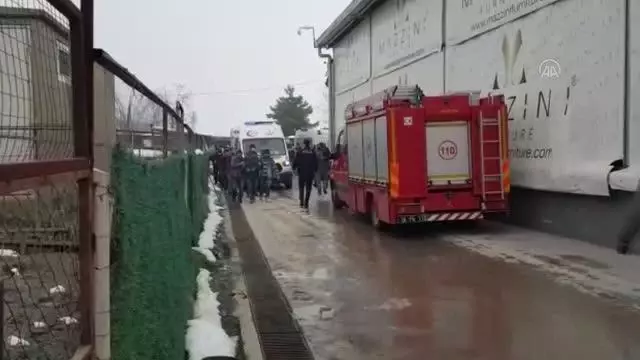 Mobilya fabrikasında patlama sonucu yangın çıktı, bir işçi öldü, 6 kişi yaralandı Mobilya fabrikasında patlama sonucu yangın çıktı, bir işçi öldü, 6 kişi yaralandı