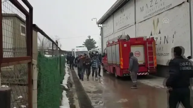 Mobilya fabrikasında patlama sonucu yangın çıktı, bir işçi öldü, 6 kişi yaralandı Mobilya fabrikasında patlama sonucu yangın çıktı, bir işçi öldü, 6 kişi yaralandı