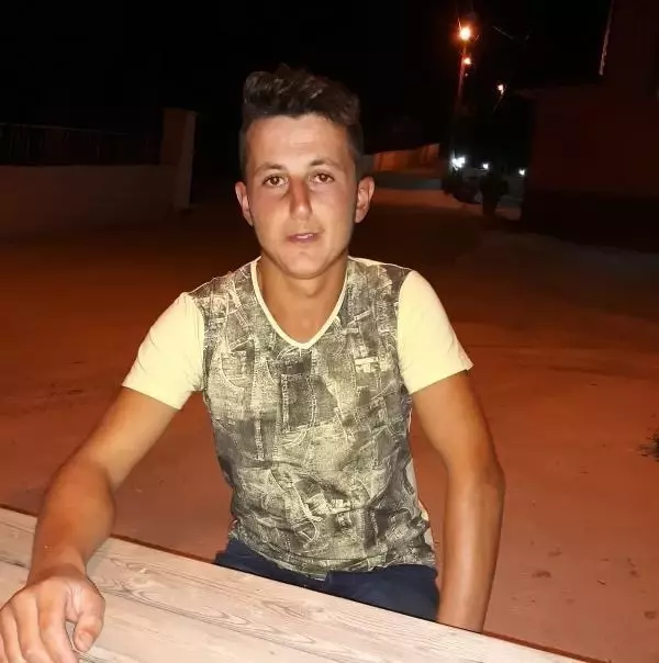 Son dakika haber... Motosikletlerin çarpıştığı kazada yaralanan genç, 8 gün sonra yaşamını yitirdi Son dakika haber... Motosikletlerin çarpıştığı kazada yaralanan genç, 8 gün sonra yaşamını yitirdi