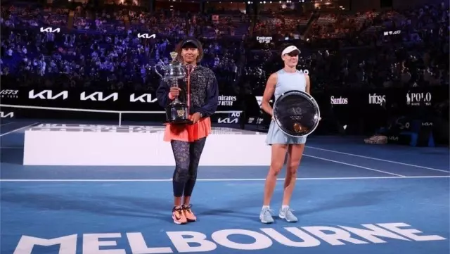Avustralya Açık: Naomi Osaka finalde Jennifer Brady'yi yendi ve dördüncü Grand Slam zaferini kazandı Avustralya Açık: Naomi Osaka finalde Jennifer Brady'yi yendi ve dördüncü Grand Slam zaferini kazandı